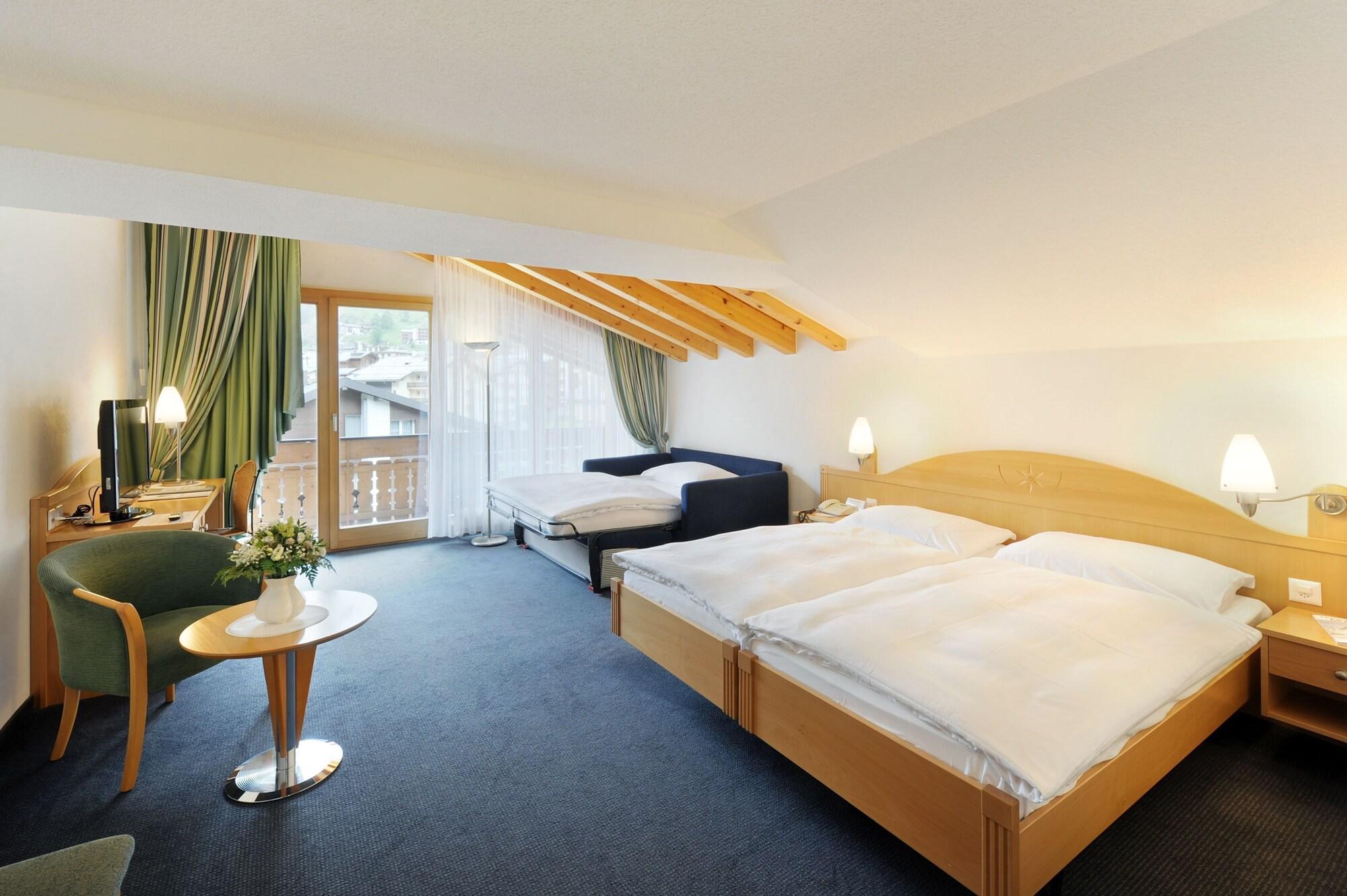 Alpine Hotel Perren Zermatt Exterior photo