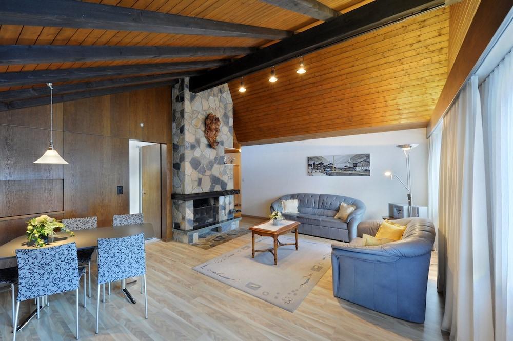 Alpine Hotel Perren Zermatt Exterior photo